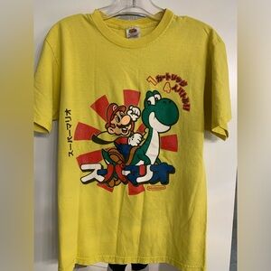 Japanese Nintendo Super Mario  2009 Yellow T-Shirt.  Size Medium